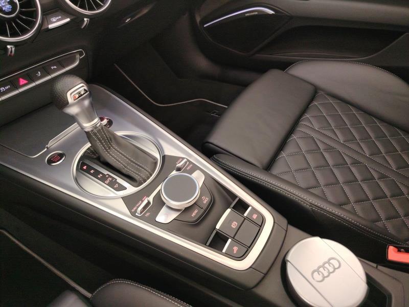 Audi TT Roadster 40 2.0 tfsi s-tronic