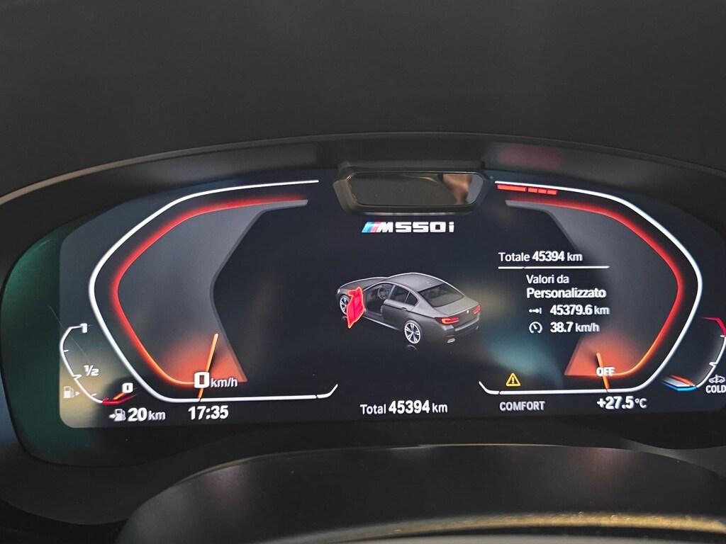 BMW Serie 5 M M550i mhev 48V xdrive