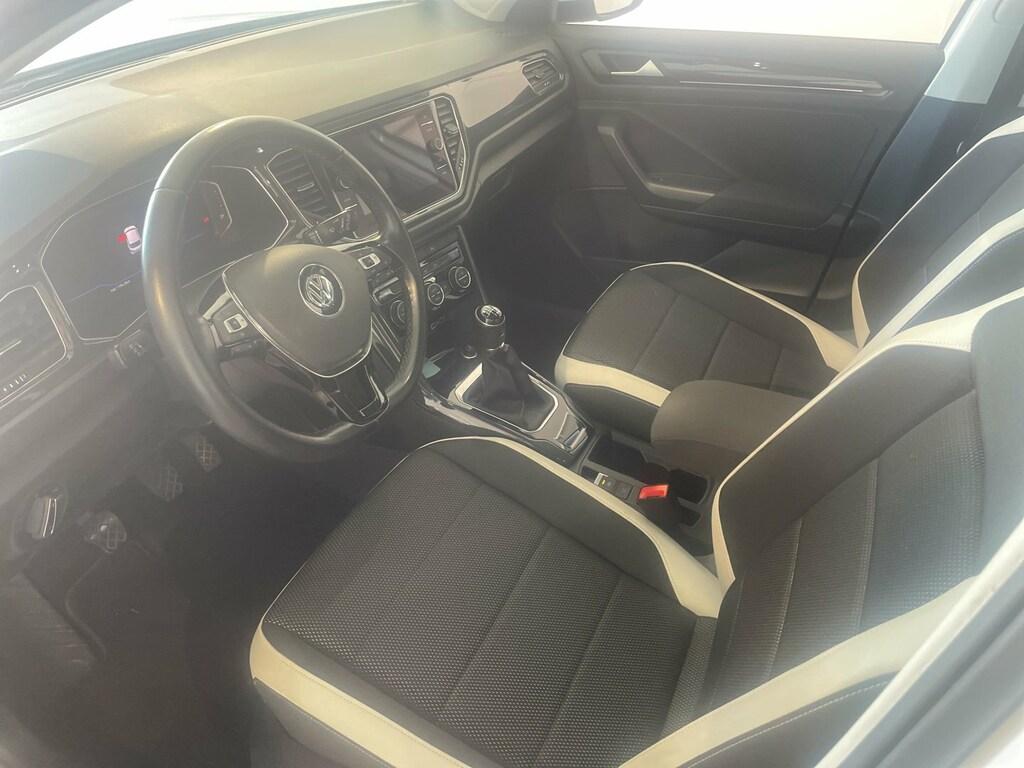 Volkswagen T-Roc 1.0 tsi Advanced