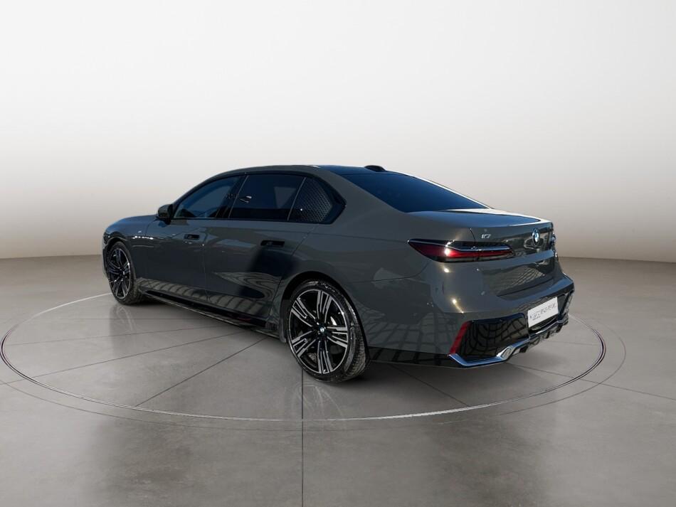 BMW Serie 7 i7 xdrive60 Msport