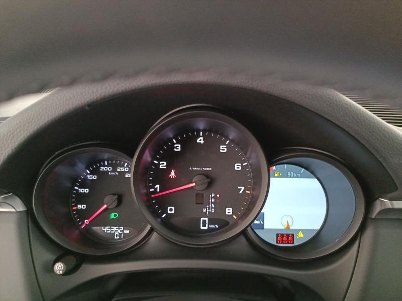 Porsche Macan 2.0 245cv pdk
