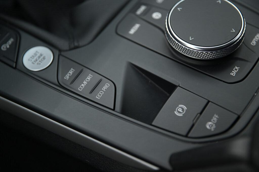 BMW Serie 1 118i Business Advantage