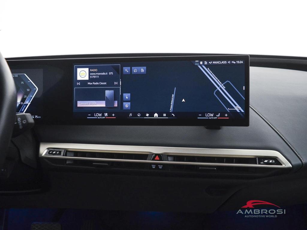 BMW iX xdrive50 pacchetto sportivo