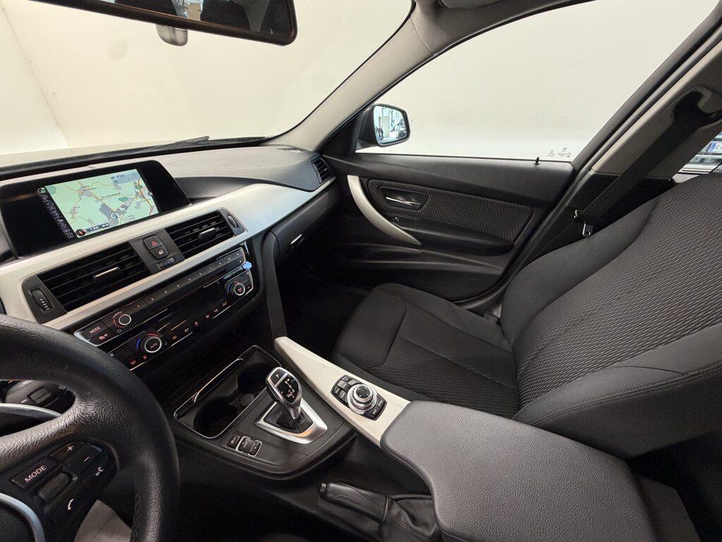 BMW Serie 3 320d Touring xdrive Business Advantage auto