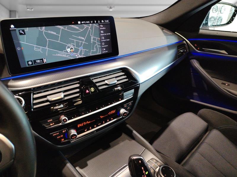 BMW Serie 5 530d Touring mhev 48V xdrive Msport auto