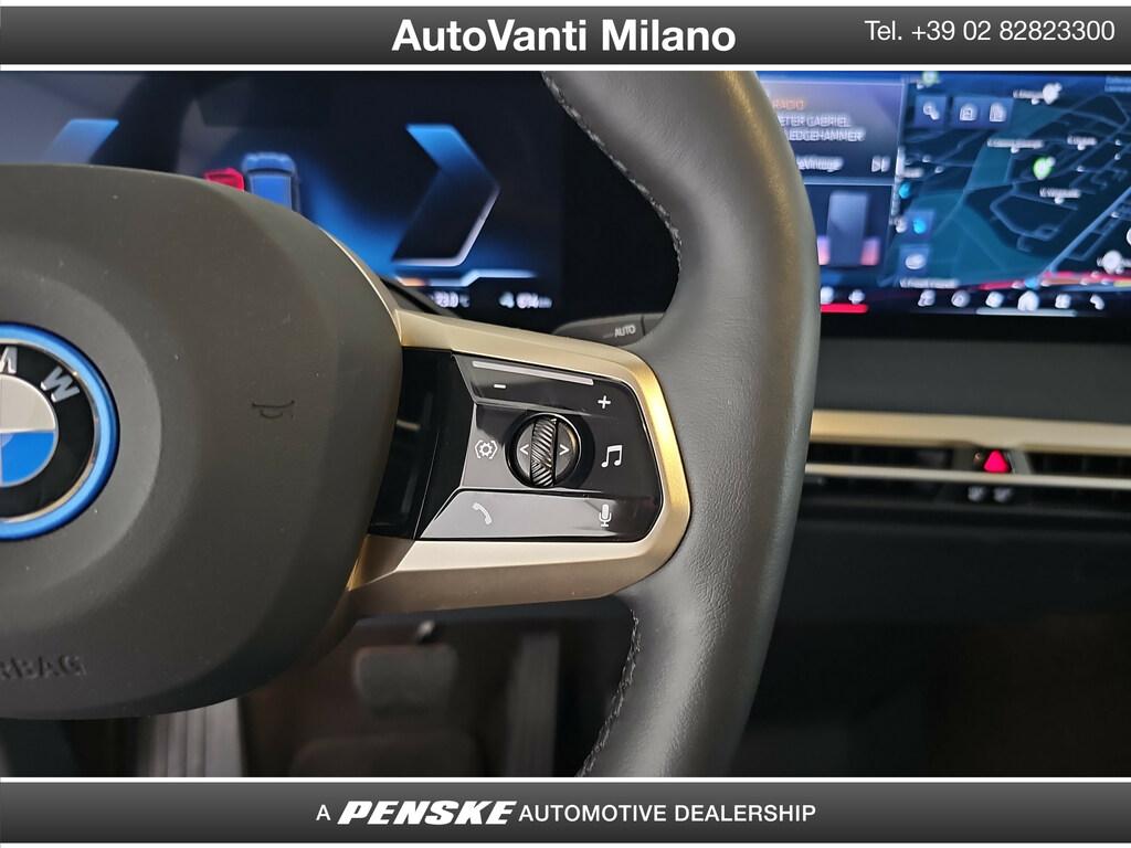 BMW iX xdrive50 pacchetto sportivo