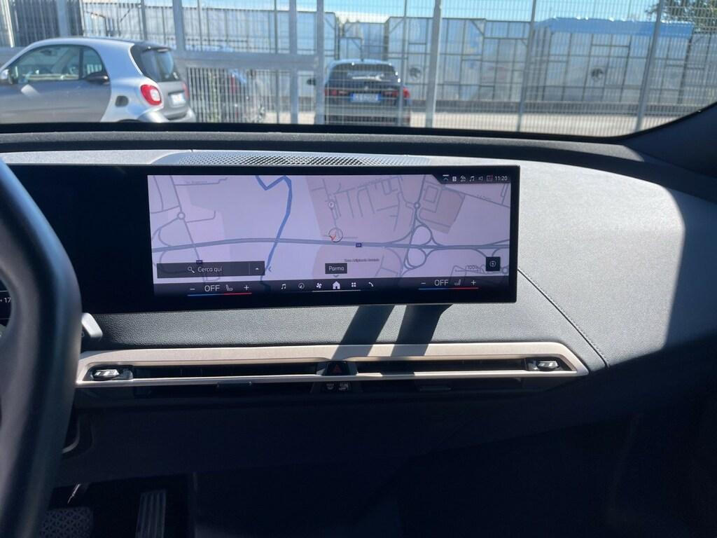 BMW iX xdrive40 pacchetto sportivo