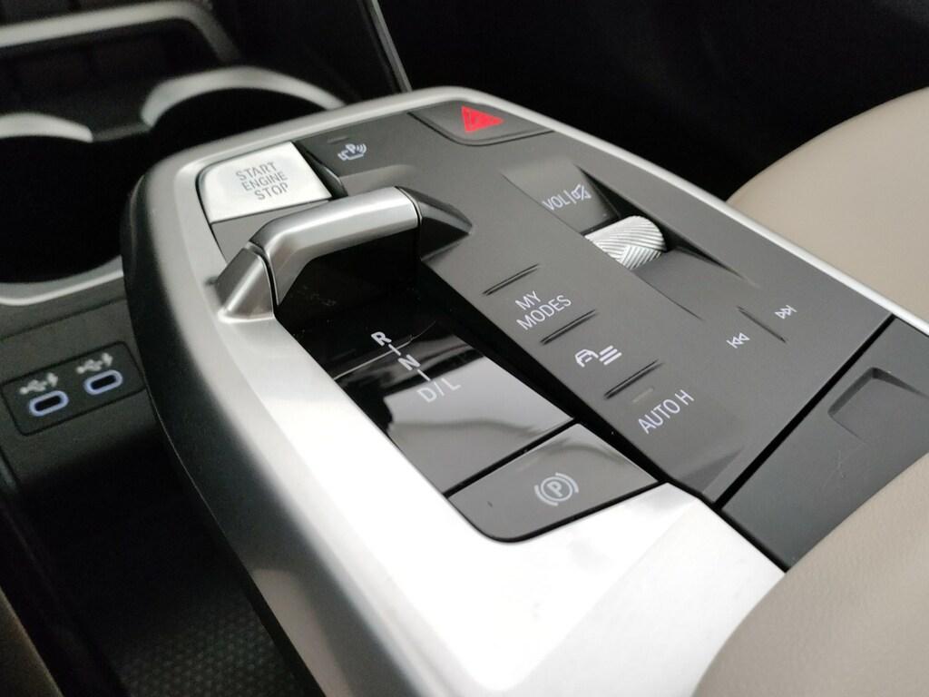 BMW X1 xdrive20d mhev 48V X-Line auto
