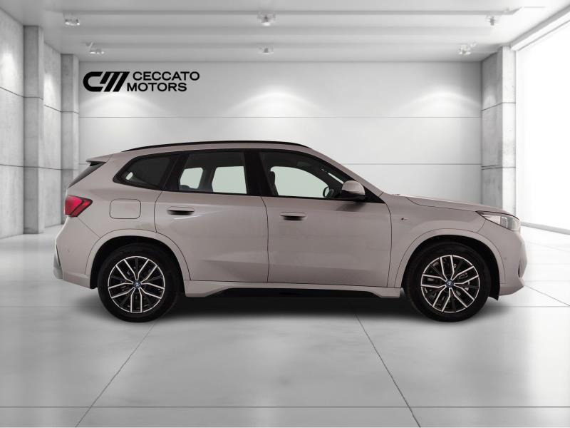 BMW iX1 30 xdrive Msport