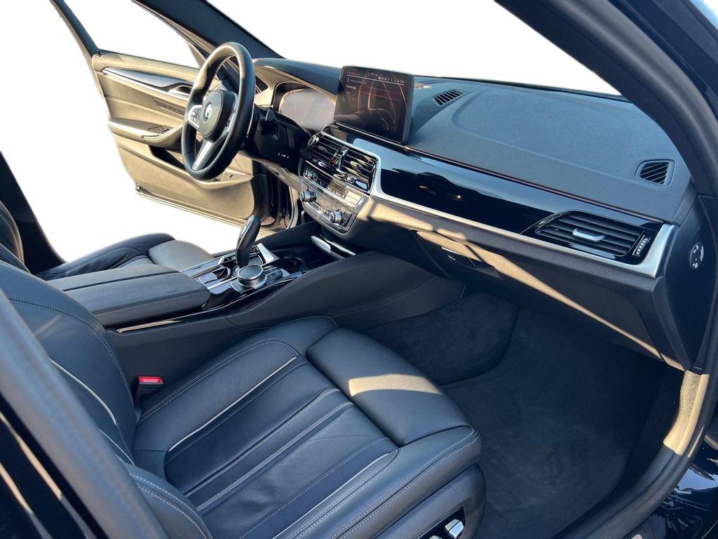 BMW Serie 5 520d mhev 48V xdrive Msport auto