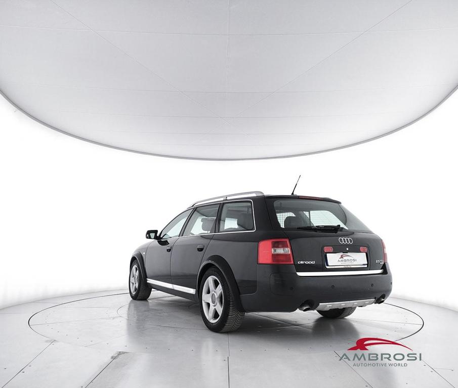Audi Allroad 2.5 V6 tdi quattro tiptronic