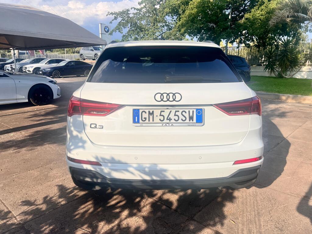 Audi Q3 35 2.0 tdi S Line Edition s-tronic