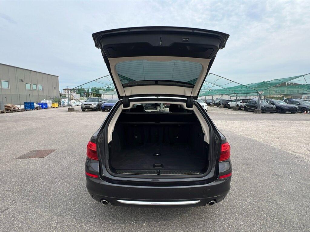 BMW Serie 5 520d Touring xdrive Luxury auto