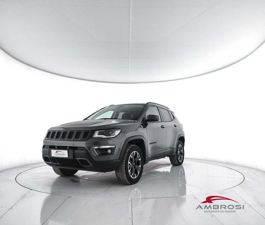 Jeep Compass 1.3 turbo t4 phev Trailhawk 4xe at6