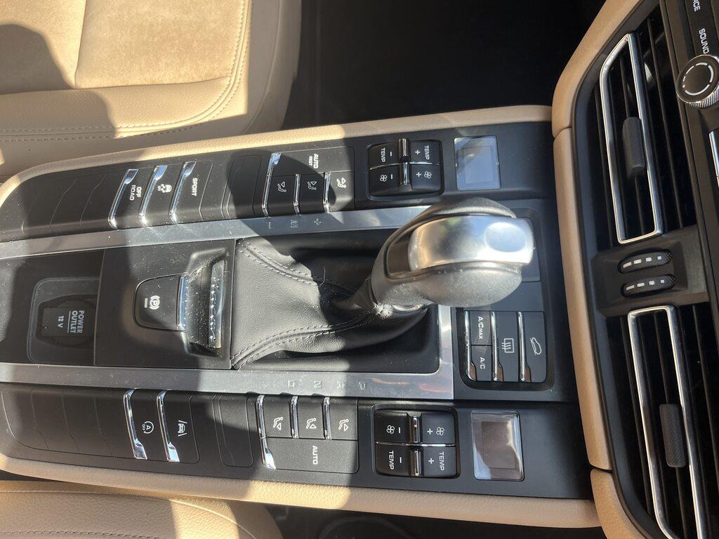 Porsche Macan 2.0 245cv pdk