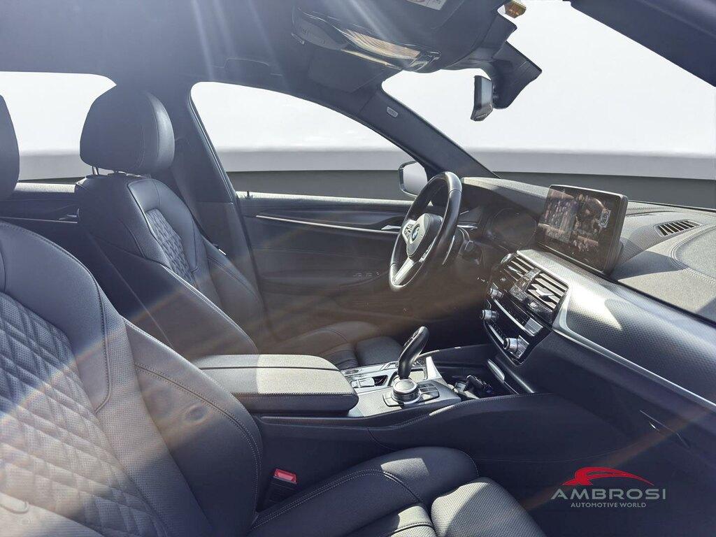 BMW Serie 5 520d Touring mhev 48V xdrive Msport auto