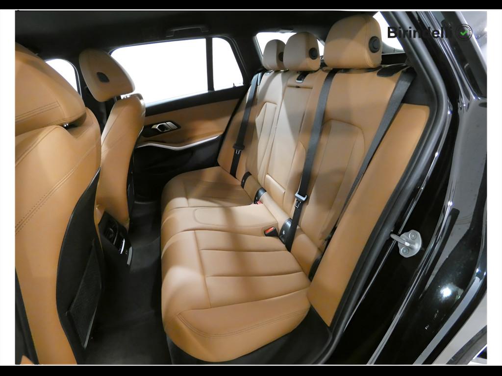 BMW Serie 3 320d Touring mhev 48V Msport xdrive auto