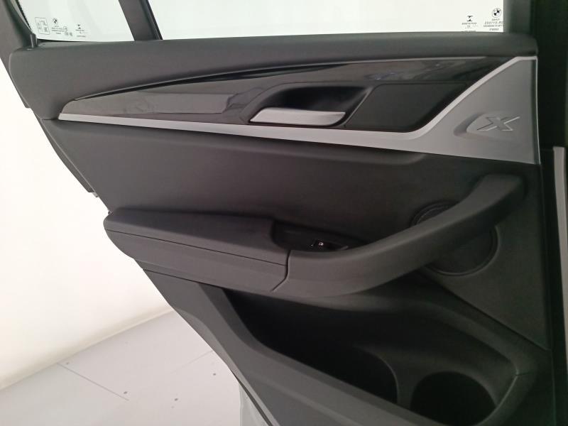 BMW X3 xdrive20d mhev 48V auto