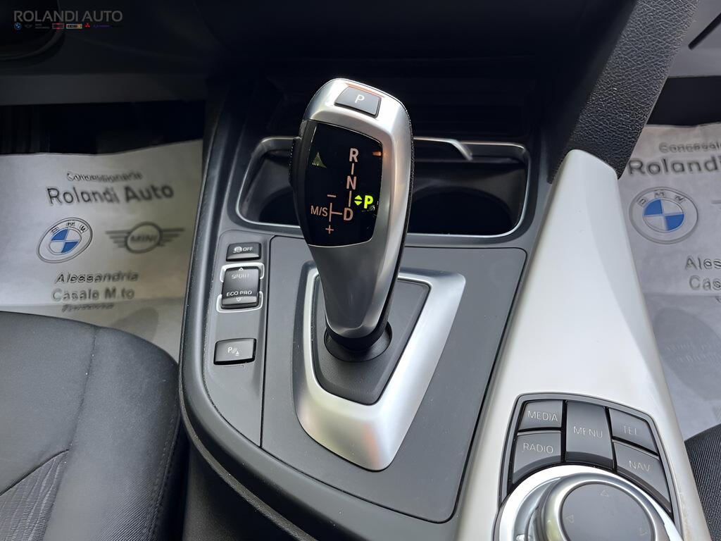 BMW Serie 3 320d Touring xdrive Business Advantage auto