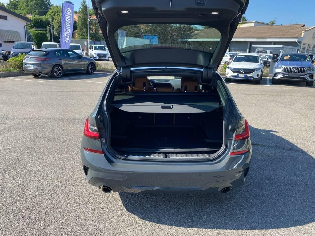 BMW Serie 3 320d Touring mhev 48V xdrive Msport auto