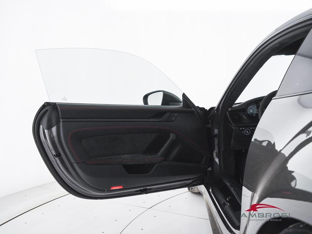 Porsche 911 Coupe 4.0 GT3 auto