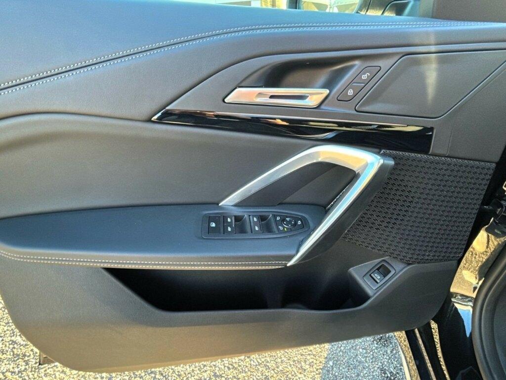 BMW iX1 edrive 20 X-Line