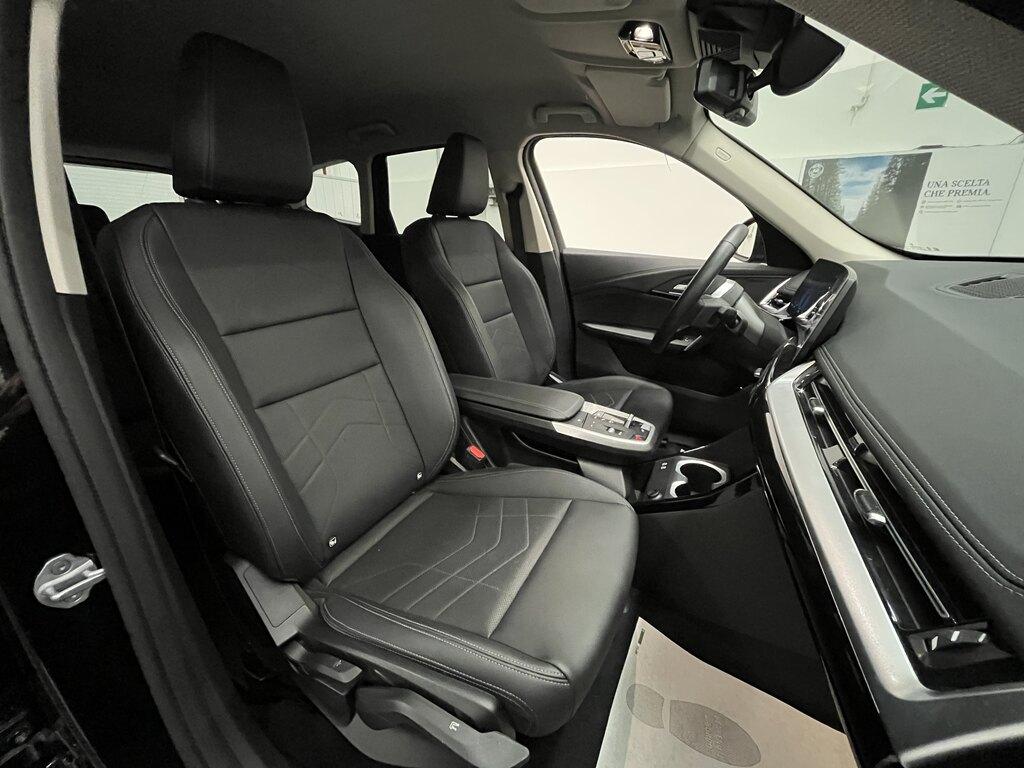 BMW iX1 edrive 20 X-Line