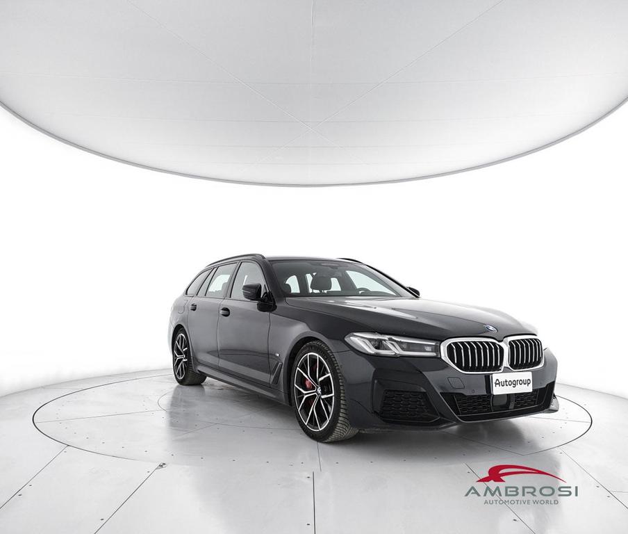 BMW Serie 5 530d Touring mhev 48V xdrive Msport auto