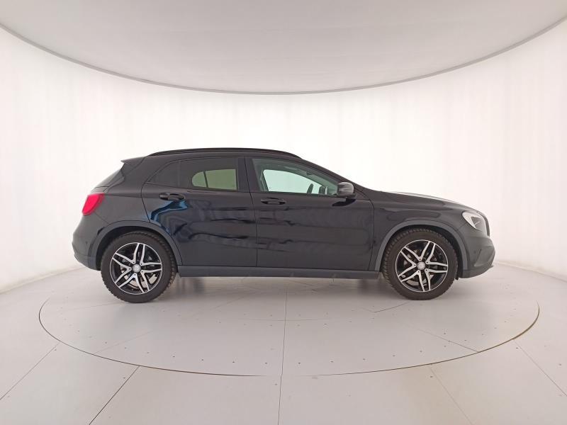Mercedes GLA 200 d Sport auto
