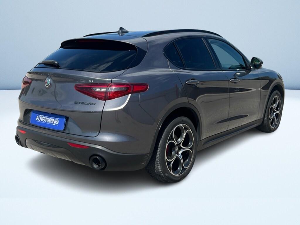 Alfa Romeo Stelvio 2.2 t B-Tech Q4 210cv auto