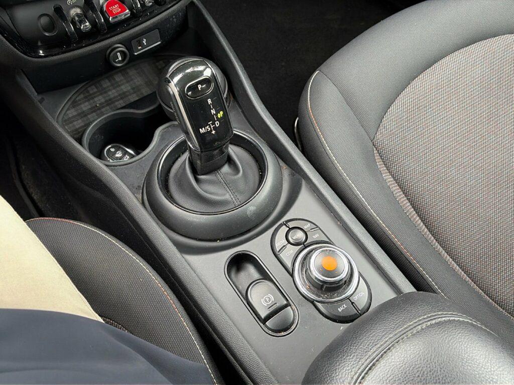 Mini Cooper D Clubman 2.0 Cooper D Mayfair Edition auto