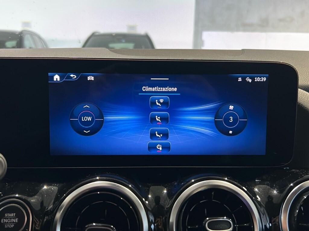 Mercedes GLA 180 d Progressive Advanced auto
