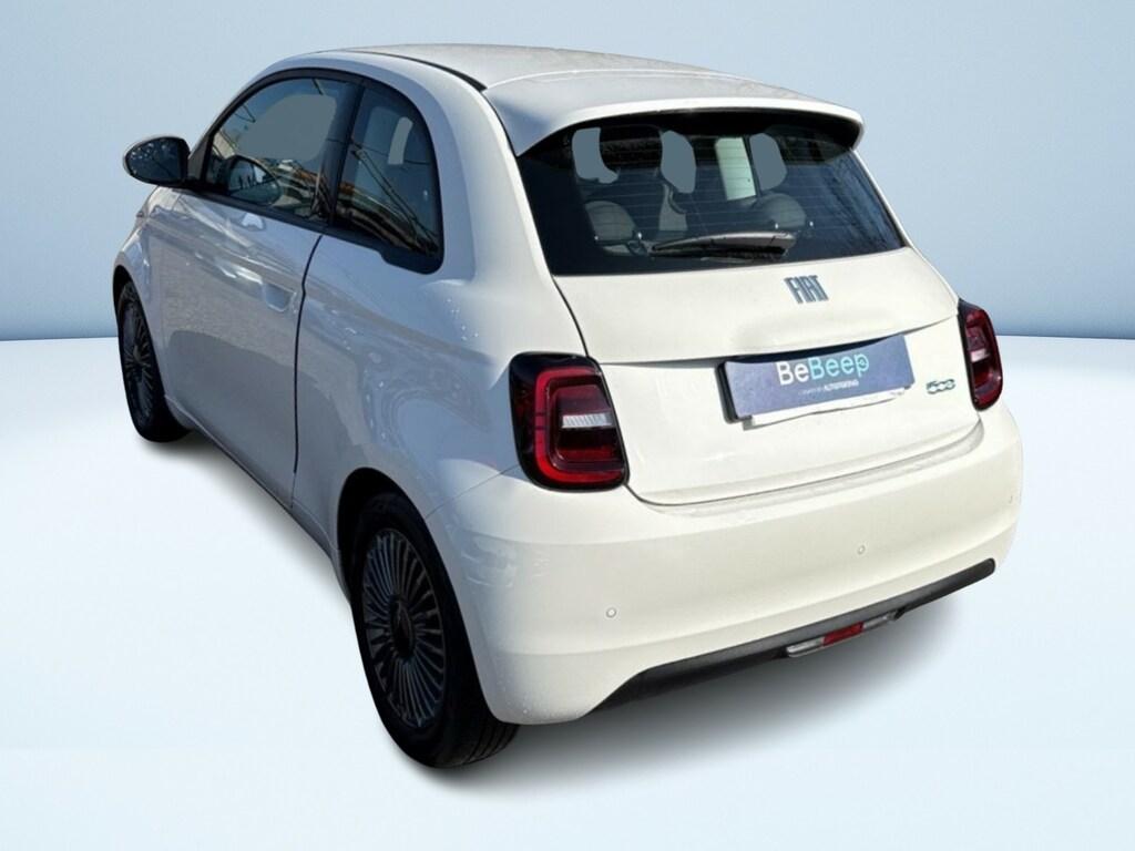 Fiat 500 e 3+1 Icon +