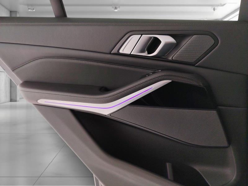 BMW X5 xdrive40d mhev 48V Msport auto