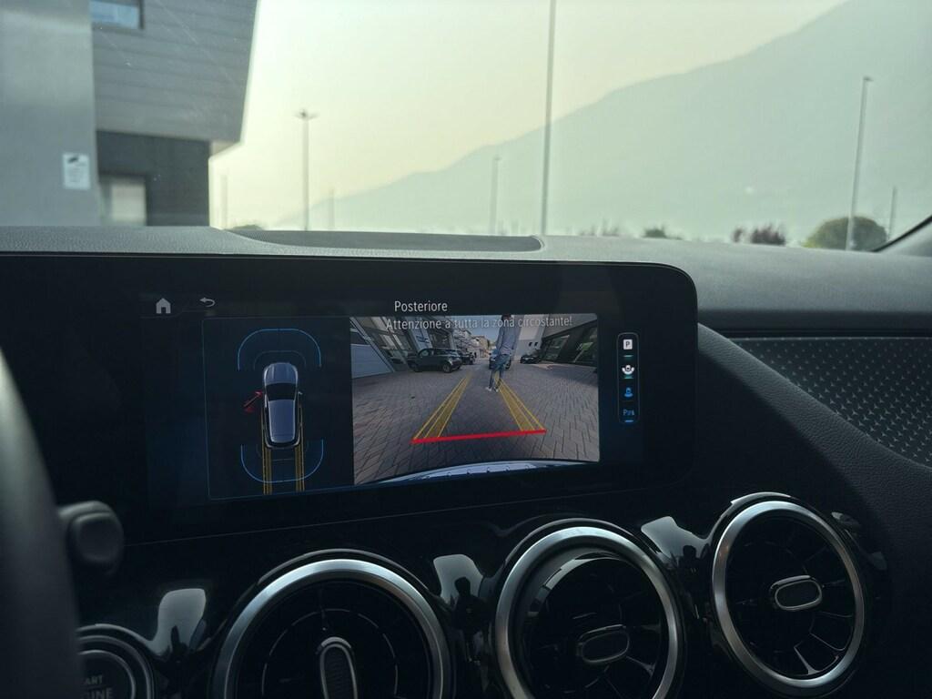 Mercedes GLA 180 d Progressive Advanced auto