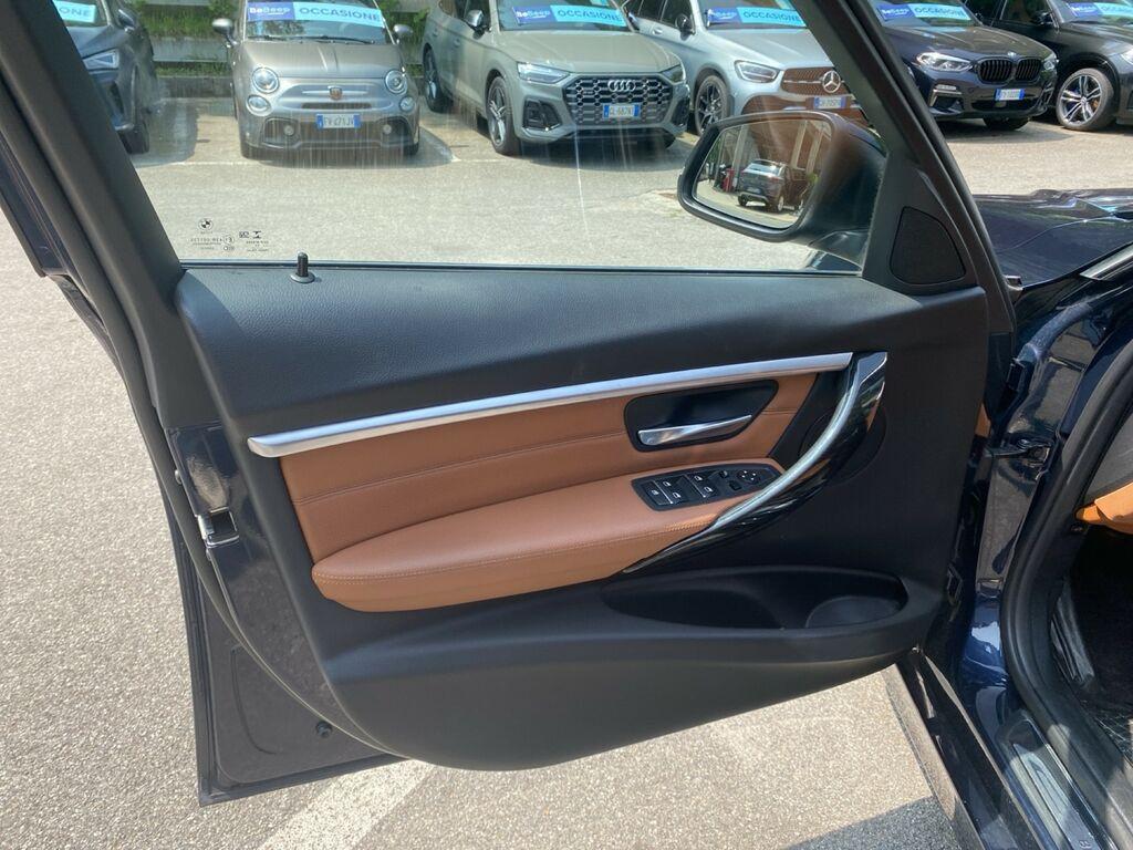 BMW Serie 3 318d Touring Luxury auto