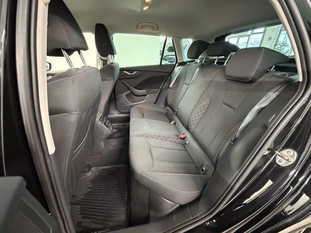 Skoda Kamiq 1.0 g-tec Ambition 90cv