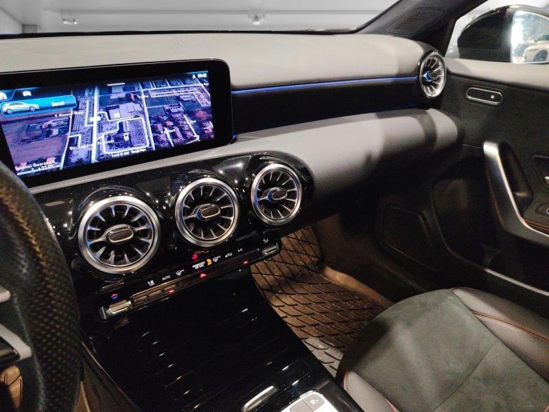 Mercedes Classe A 180 d Premium Plus AMG Line auto