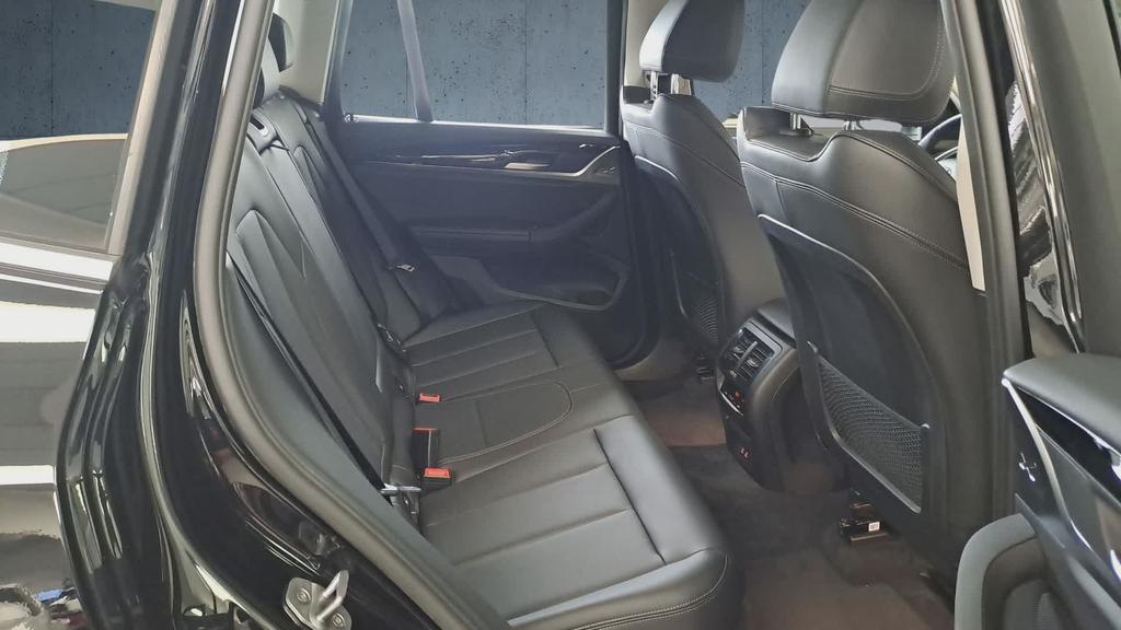BMW X3 xdrive20d mhev 48V auto