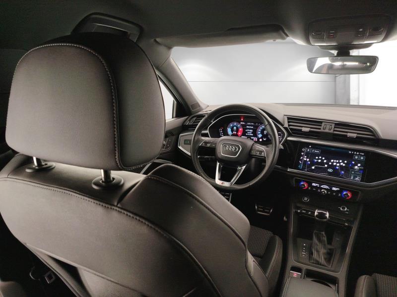 Audi Q3 Sportback 35 2.0 tdi s-tronic