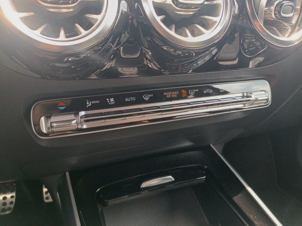 Mercedes GLA 180 d Premium auto