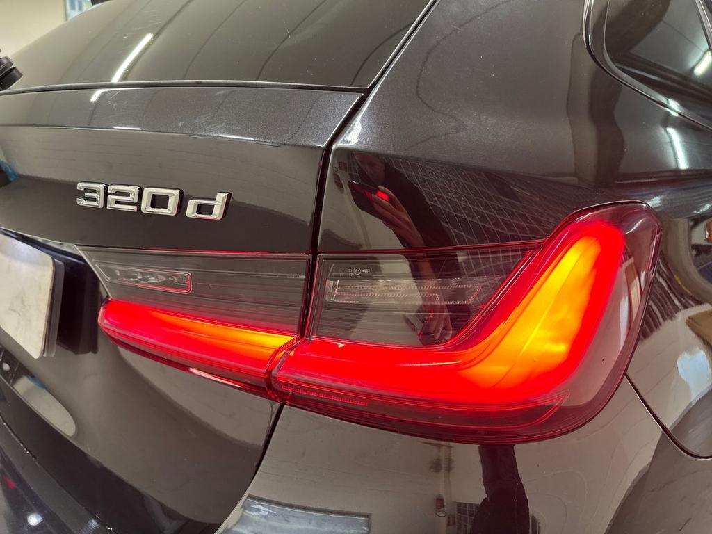 BMW Serie 3 320d Touring mhev 48V xdrive M Sport Pro auto