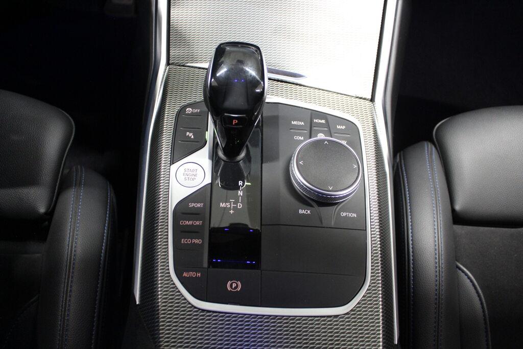 BMW Serie 3 330d Touring mhev 48V xdrive Msport auto