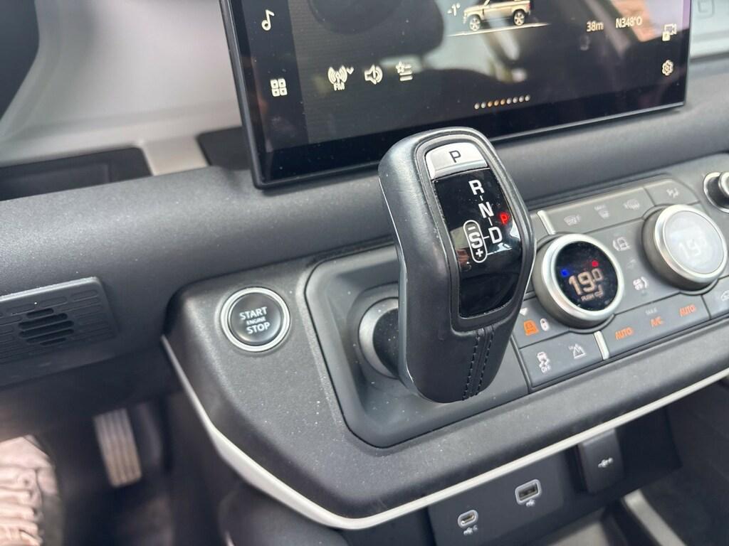 Land Rover Defender 110 3.0d i6 mhev SE awd 300cv auto