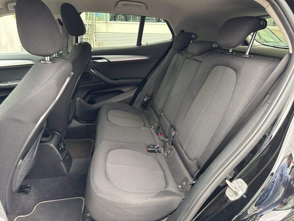 BMW X2 sdrive18d Business X auto