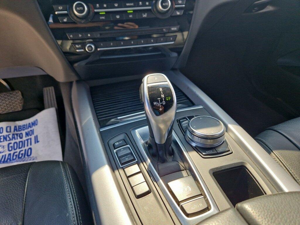 BMW X5 xdrive25d Business 231cv auto
