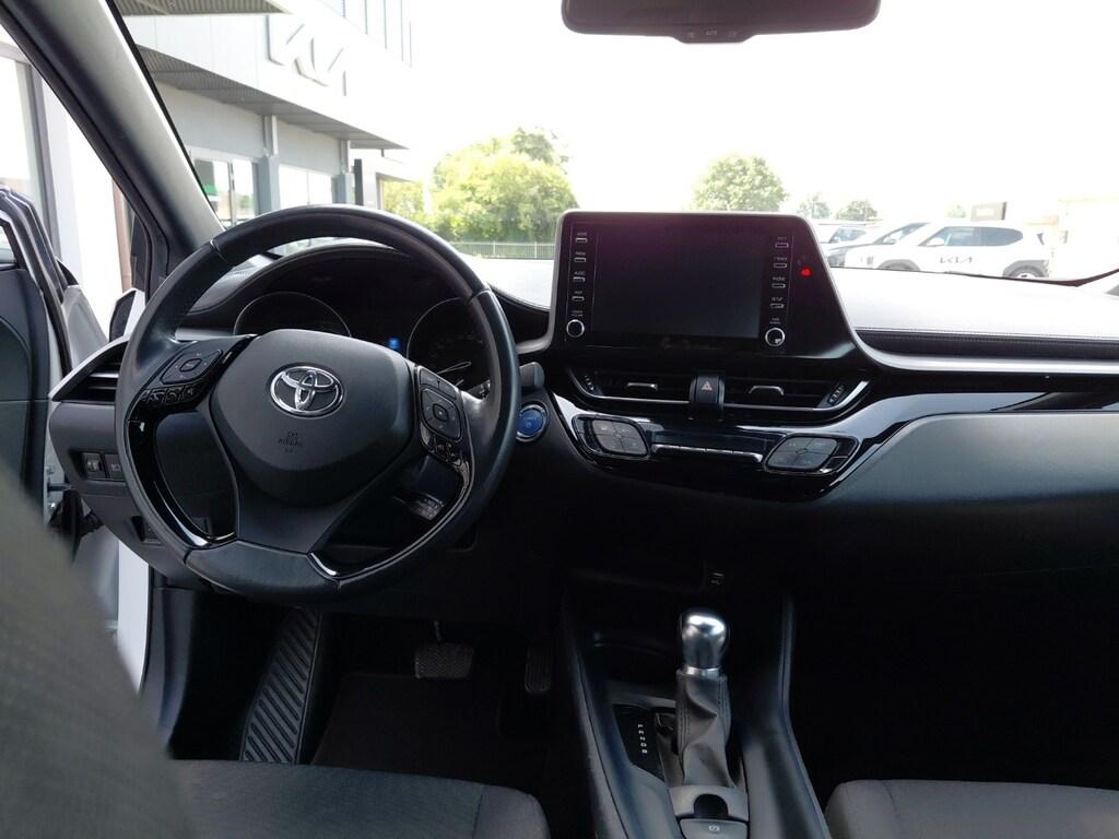 Toyota C-HR 1.8h Active e-cvt