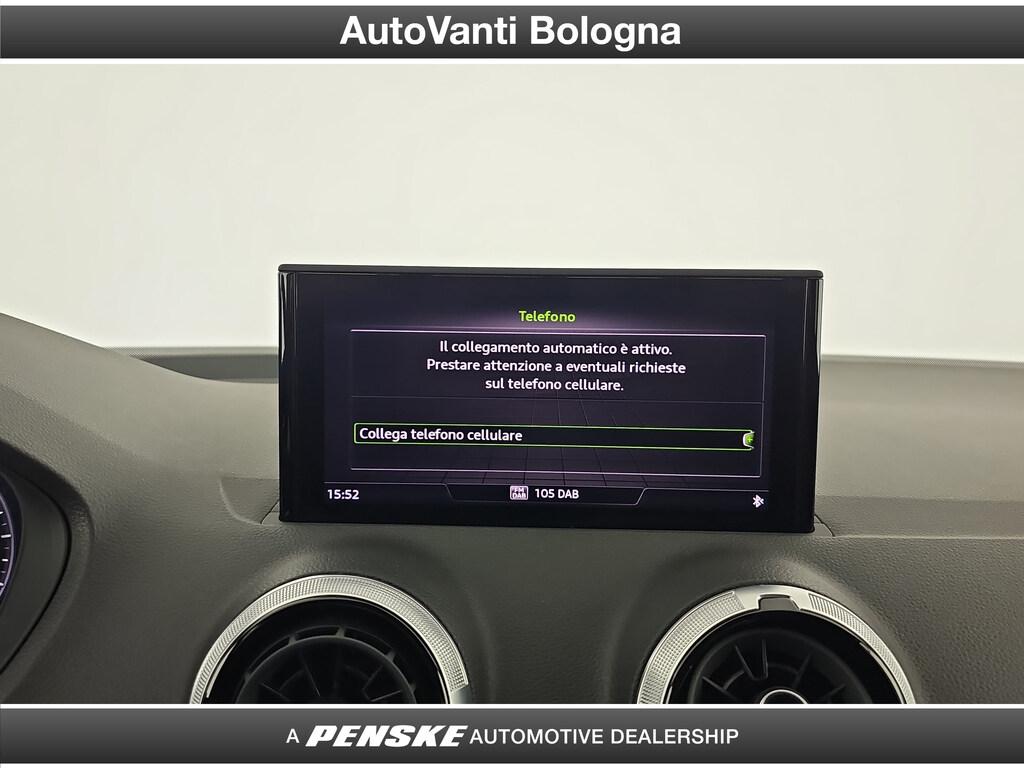 Audi Q2 30 2.0 tdi Identity Black s-tronic