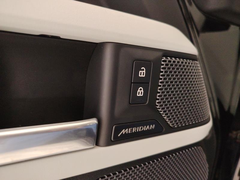 Land Rover Defender 110 3.0d i6 mhev X-Dynamic SE awd 250cv auto