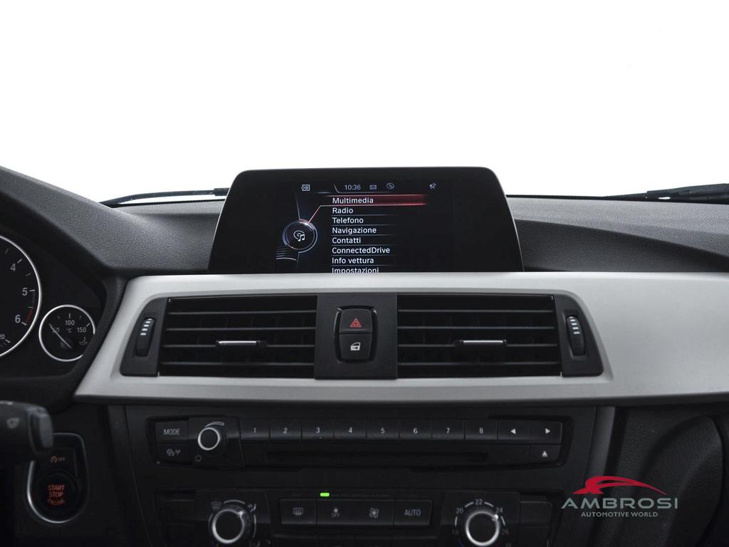 BMW Serie 3 318d Touring Business auto